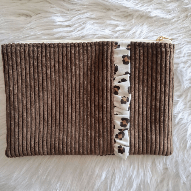 TROUSSE PLATE